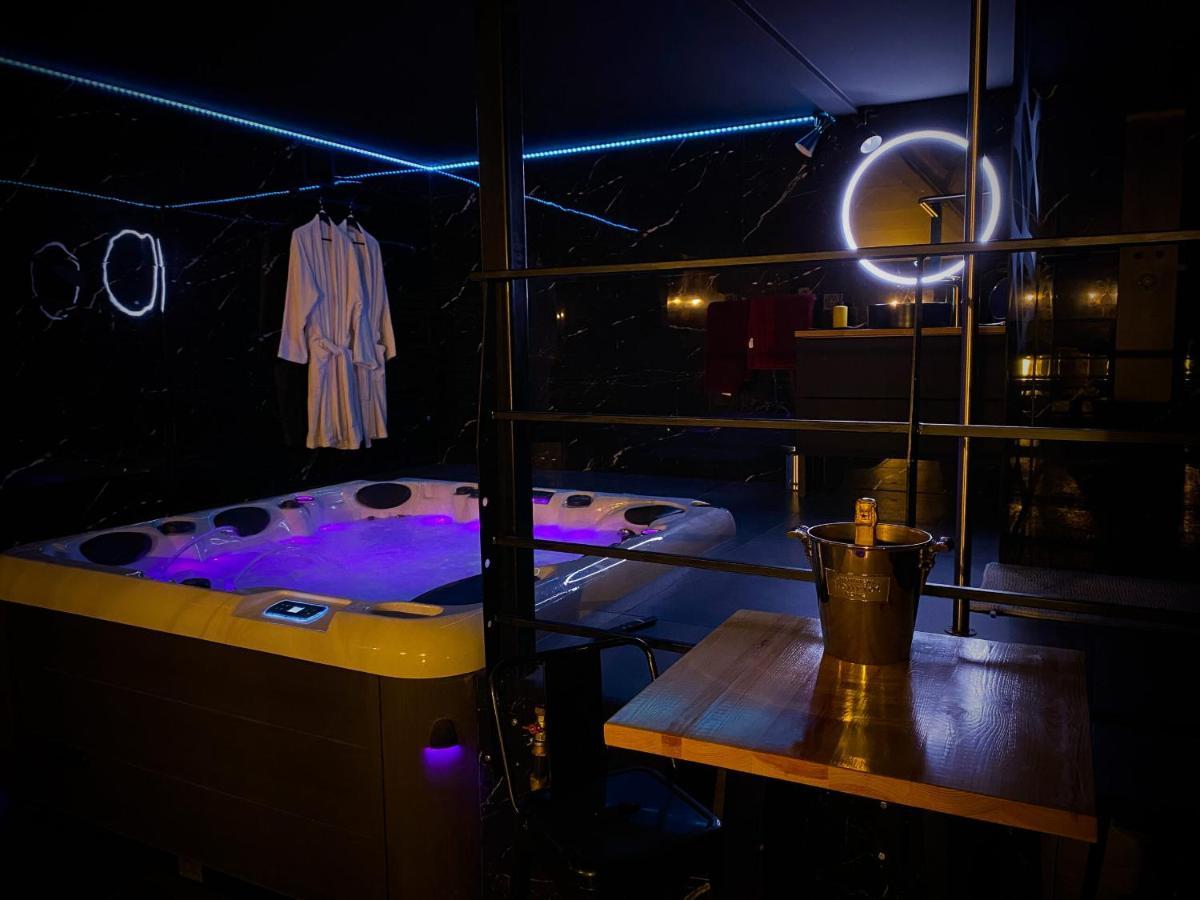Loveroom Avec Jacuzzi 01 Chazey-sur-Ain 외부 사진