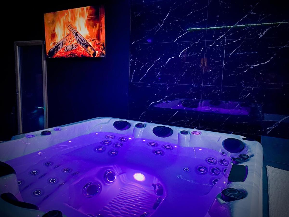 Loveroom Avec Jacuzzi 01 Chazey-sur-Ain 외부 사진